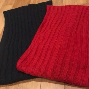 Hollister set of 2 Infinity Scarves (Red/Black)! I am selling them as a set!